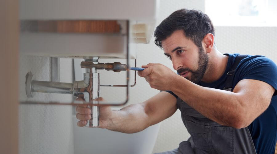 Faucet aerator cleaning/replacement in Mesilla Park, NM